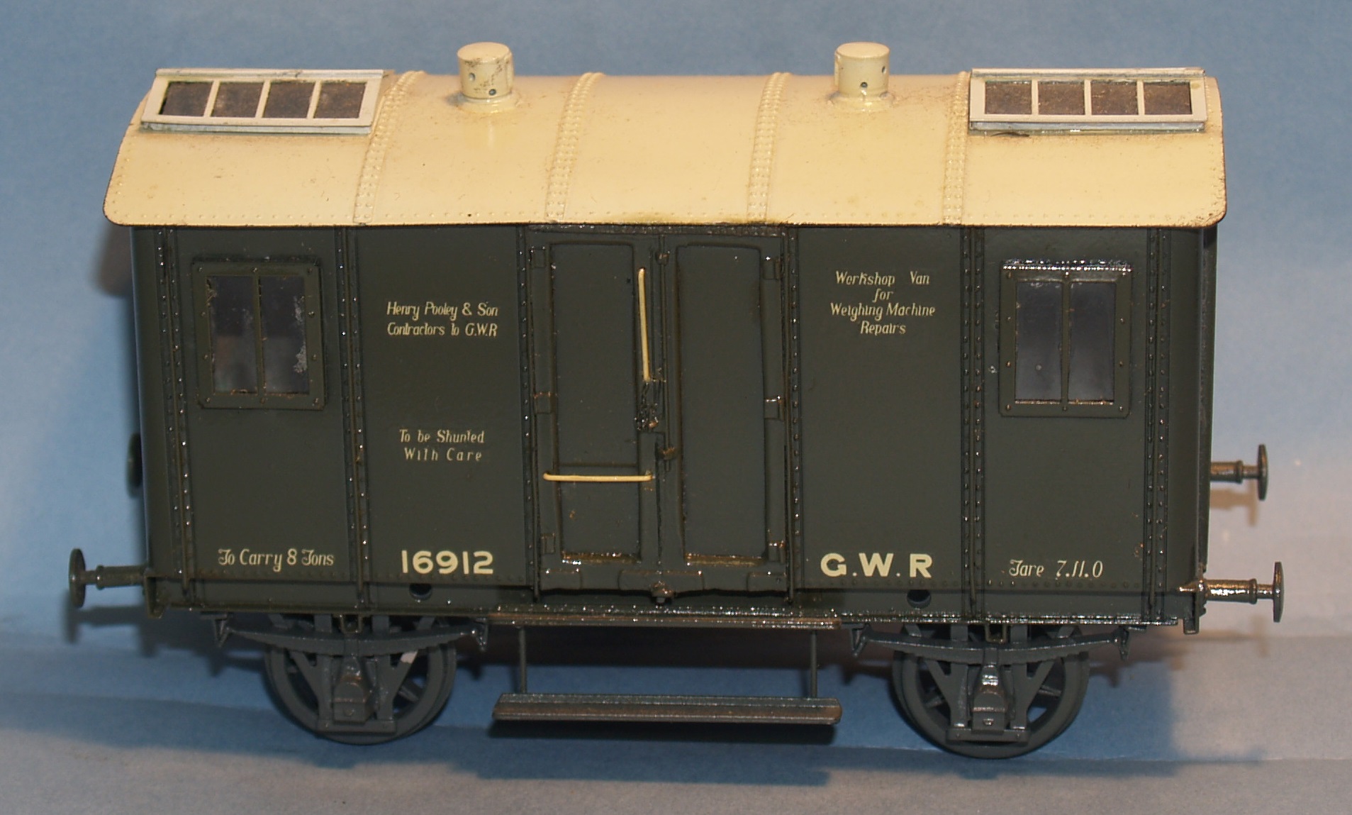 CM 21 Iron Signal Van or Pooley Tool Van